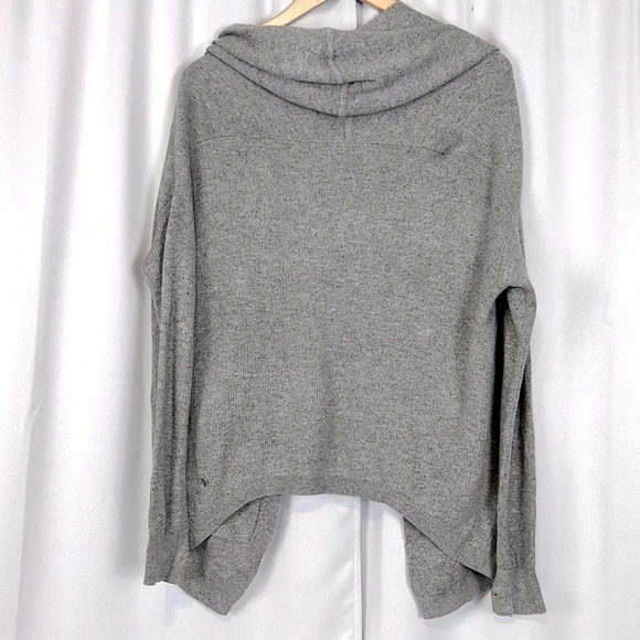 Lululemon Cabin Yogi Wrap Heathered Medium Grey Pocket‎ Thumbhole Size 4 - Picture 5 of 13